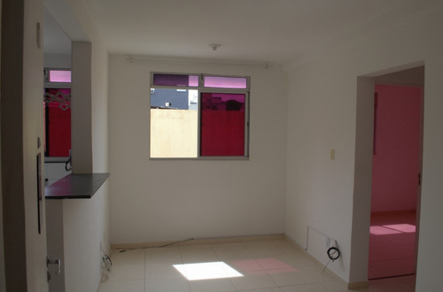 Apartamento Lauro De Freitas R$ 210.000,00