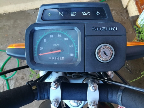 Suzuki Ax100