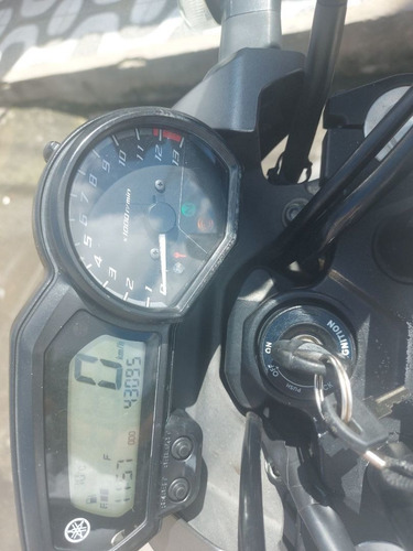 Imagem 7 de 10 de Yamaha Xj6