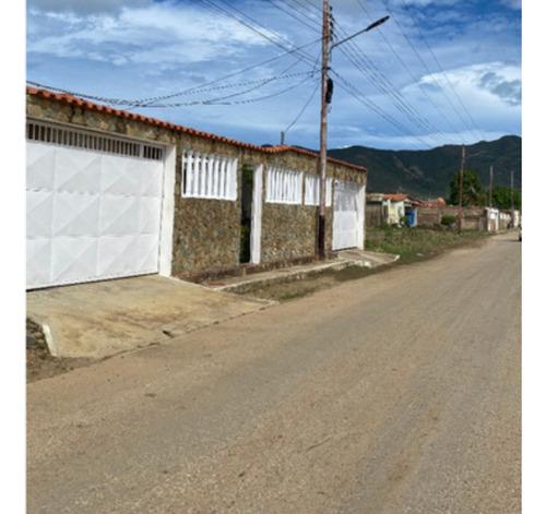 Casa En Venta Sector Guatacaral, El Espinal