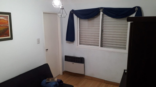 Imagen 5 de 21 de Hermoso Ph. Por Pasillo Corto - Solo 2 Ph. En Total - 2 Amb. - Patio - Guardilla - Lavadero -