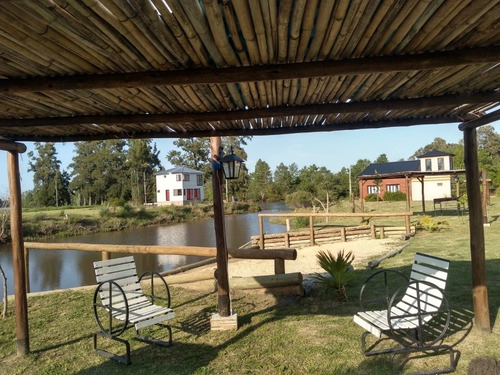 Alquiler De Cabaña En Villa Paranacito Con Wifi
