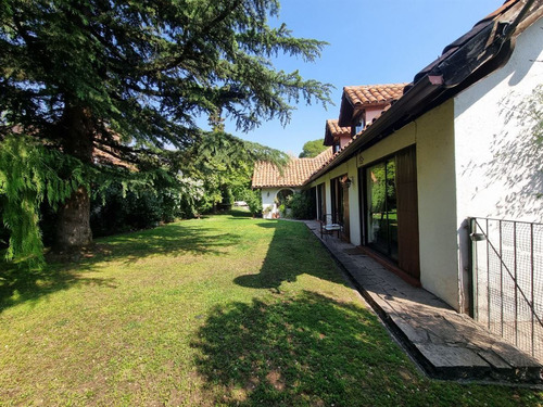 Casa Chilena En Quinchamalí Con Buen Terreno/para Remodelar