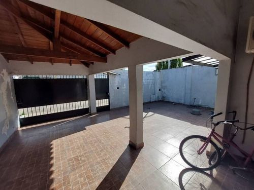 Casa En Venta En Lanus Oeste