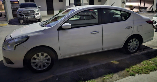 Nissan Versa 1.6 Sense At