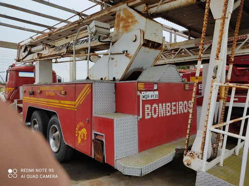 Caminhão Bombeiro Autoescada E Plataforma