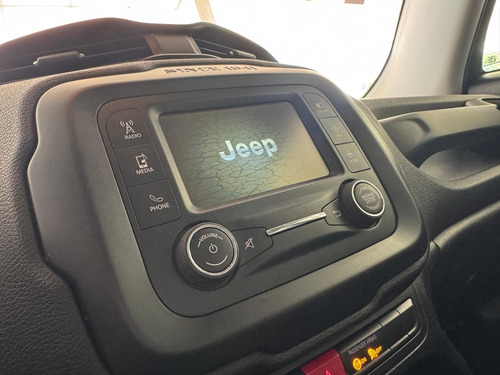 Jeep Renegade 1.8 16V FLEX LONGITUDE 4P AUTOMÁTICO
