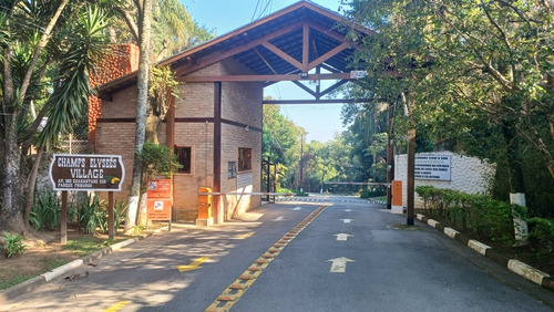 Terreno 1.000m2 Em Condomínio Fechado Com Segurança 24h!