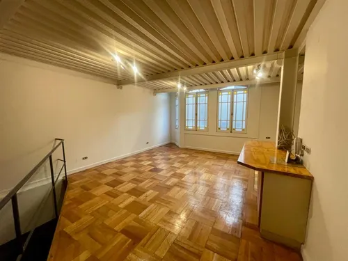 Exclusivo Con Patio Privado / Excelente Estado