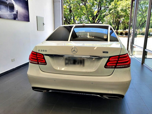 Imagen 5 de 9 de Mercedes Benz E 350
