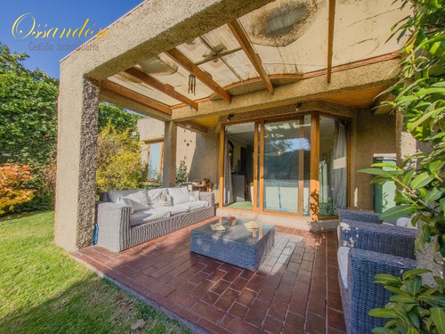 Imagen 25 de 30 de Excelente Casa Ubicada En Zona De Quinchamalí. Las Condes.