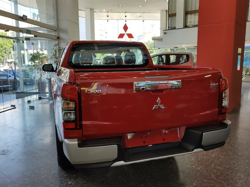 Mitsubishi L200 2.4 Did Automatica 4x4 Full