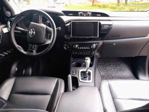 Toyota Hilux 2017 2.8 Tdi Srv Cab. Dupla 4x4 Aut. 4p