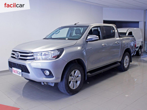 Toyota Hilux SRV 4x2 Turbo Diesel