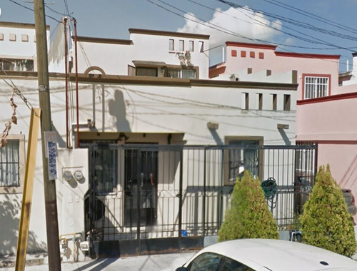 Casa En Venta En Misión Fundadores, Apodaca, Nuevo León Jp25