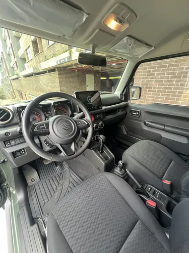 Suzuki Jimny 5P GLX AT