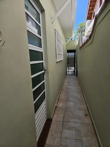 Casa Com Fachada Reformada Em Localização Estratégica Para Comércio/moradia