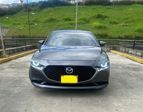 Mazda 3 2.5 GRAND TOURING LX
