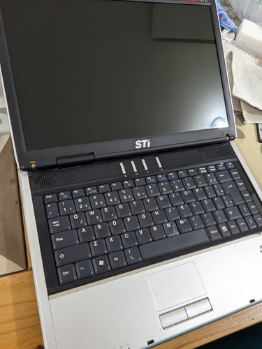 Carcaça Sti Is1462 Notebook Semp Toshiba Sucata