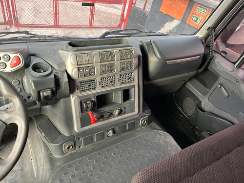 Iveco Stralis 400 6x2 2013