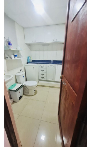 Se Vende Consulta Dental Incluye Inmobiliario Y Equipos, En