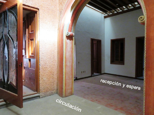 Casa Con Uso De Suelo Para Oficinas En Renta En Centro Historico Queretaro Gc