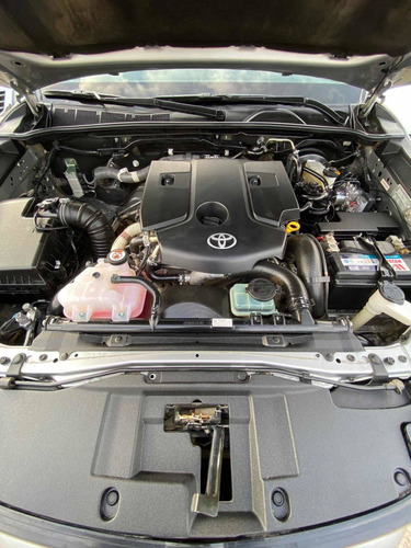 Imagen 13 de 13 de Toyota Hilux 2019 2.4 Cd Dx 150cv 4x2