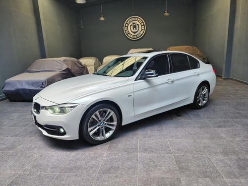 BMW Serie 3 2.0 330ia Sport Line At