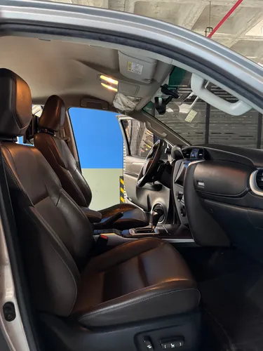 Toyota Fortuner 2018 4.0