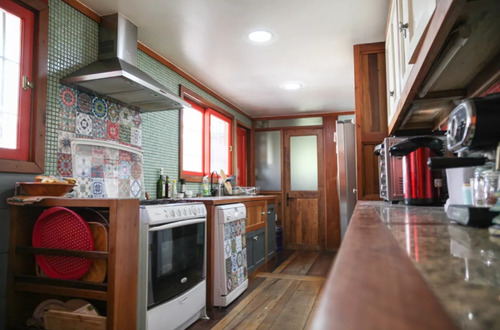 Linda Casa Chilena/gran Terreno De 1.000 Mt2/gino Girardi