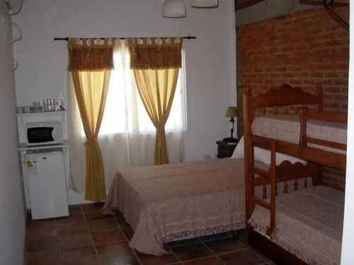 Imagen 12 de 13 de Hospedaje En Gualeguaychú De Habitaciones, Departamentos, Dupex Desde 2 A 9 Personas Con Pileta