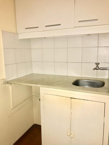 Venta Oficina Planta Ciudad Vieja Montevideo