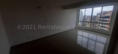 Hermoso Apartamento En Alquiler En El Este