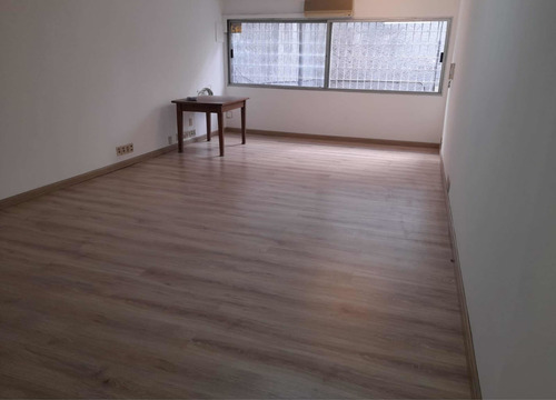 Imagen 3 de 4 de Oficina En Venta Centro Excelente Ubicación