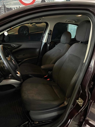 Imagem 10 de 13 de Fiat Cronos 2019 1.3 Drive Gsr Flex 4p