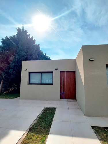 Casa Ricardone A Estrenar