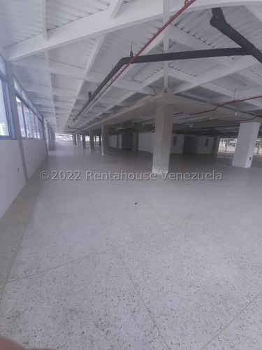 Imagen 5 de 11 de Local Comercial En Alquiler Industrial La Urbina 22-18334 Ep