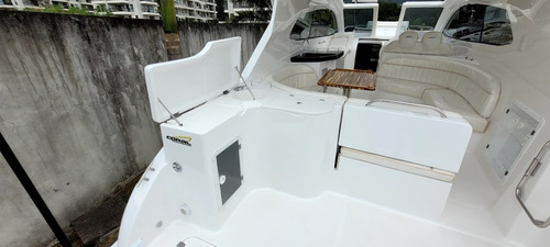 Imagem 4 de 14 de Coral 36 Ht - Pronta Entrega Parelha Diesel 520 Hp