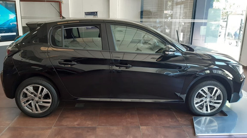 Imagen 5 de 18 de 208 Feline Tiptronic 2022