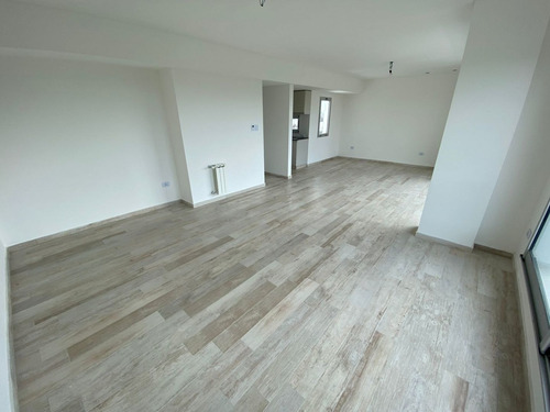 Imagen 3 de 19 de Venta De Departamento 2 Dormitorios En Parque San Martin