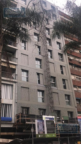 Imagen 13 de 14 de Apartamento De 2 Dormitorios En Venta En Centro Equipado