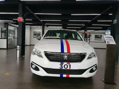 Imagen 4 de 9 de Peugeot 301 Active 1.6hdi 92hp Man 5vel (bandera)