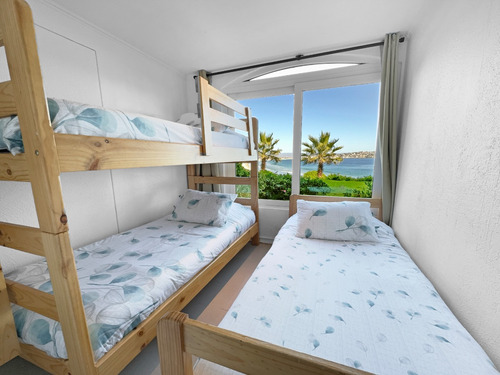 Puerto Velero Primer Piso Primera Línea Al Lado De La Playa!