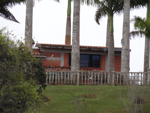Casa Tipo Finca Urbana