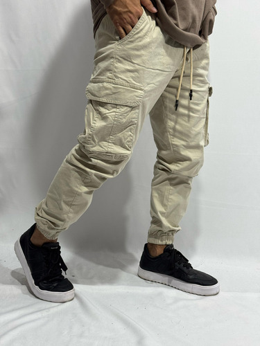 Joggers Cargo Hombre Bolsillo Fuelle Gabardina Elastizado