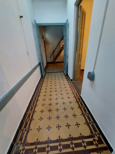 Mendoza/tapes 3 De Agraciada 3 Dorms Azotea Gto Comun $1300