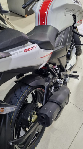 Tvs Rtr 200 4v Naked Carburada Prendario 0 Porciento!!