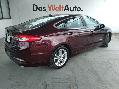 Imagen 8 de 15 de Ford Fusion Se Lux 2.5l Cvt 188hp 4cil Aa Ee Vp Qc Ba A 2018