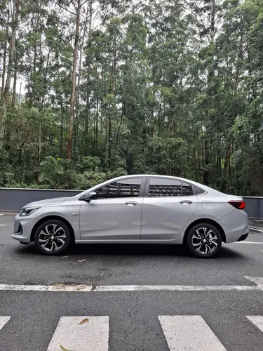 Chevrolet Onix 1.0T Premier Sedan At