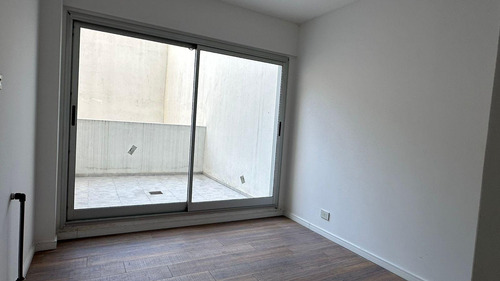 Venta Departamento 2 Ambientes Baño Completo Y Toilette En Emilio Mitre Al 1100